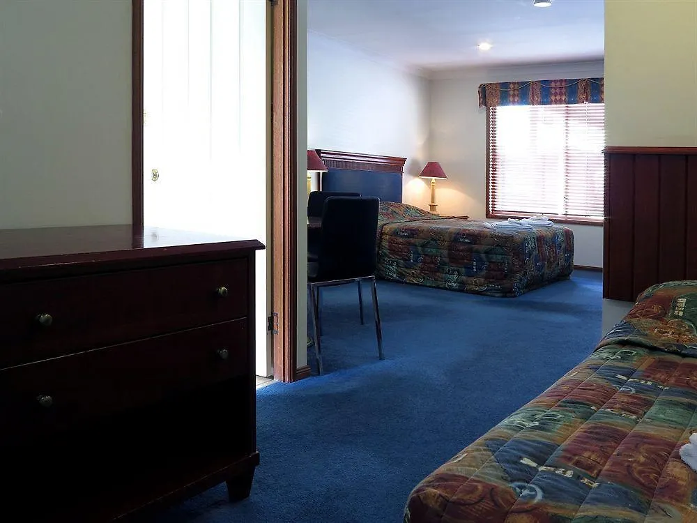 Nightcap At Federal Hotel Toowoomba 3*,