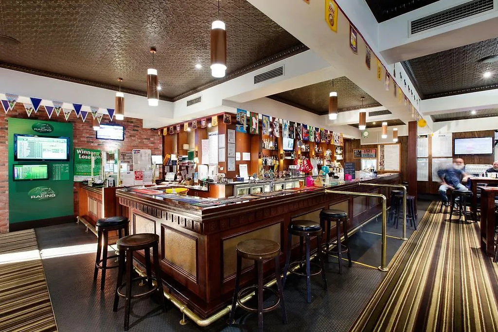 Nightcap At Federal Hotel Toowoomba